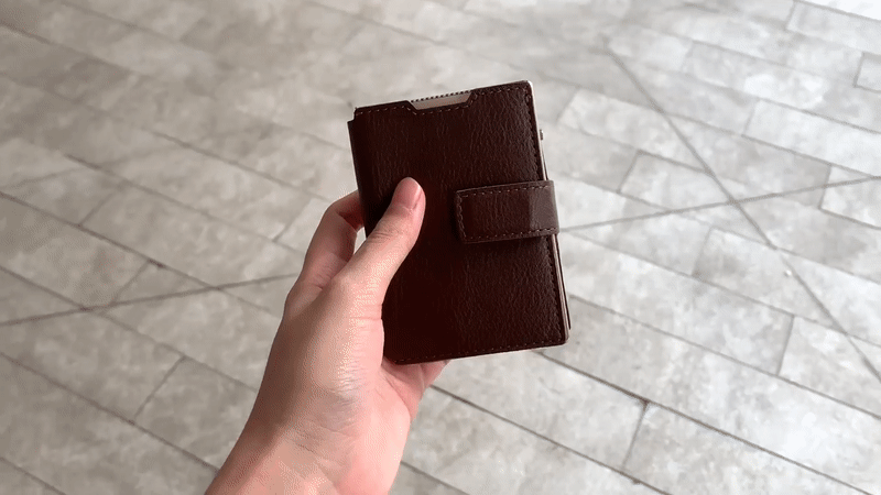 cascade wallet gold with brown cover hand spin